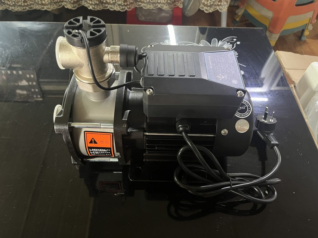 利欧智能不锈钢卧式多级泵EMHm2-3SE实拍配件数据照片参数-保定市安德优安装维修售后服务记录