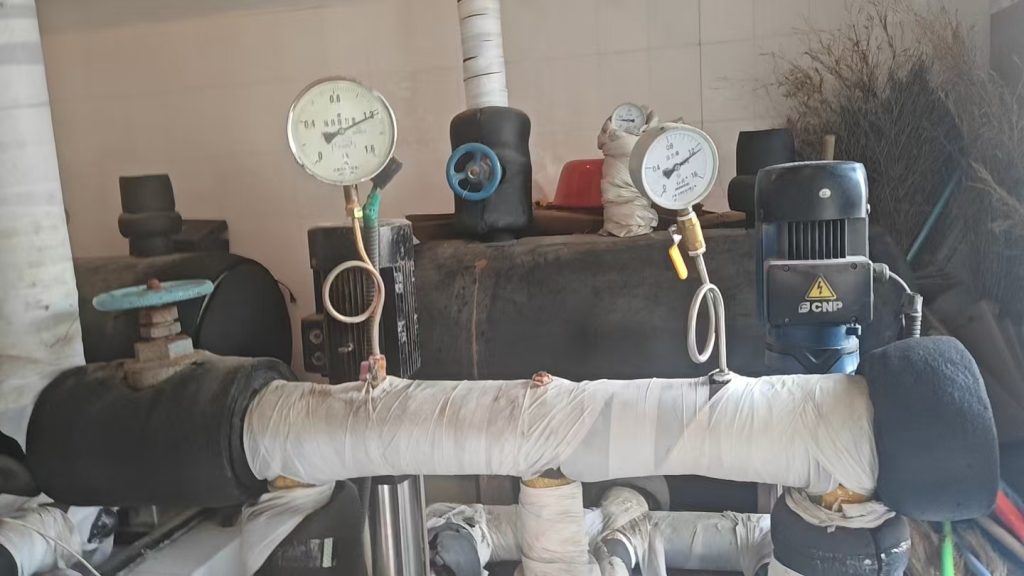 【2025-12-11】保定市吉隆公寓供水机组ABB变频器检修记录-保定市安德优安装维修售后服务记录